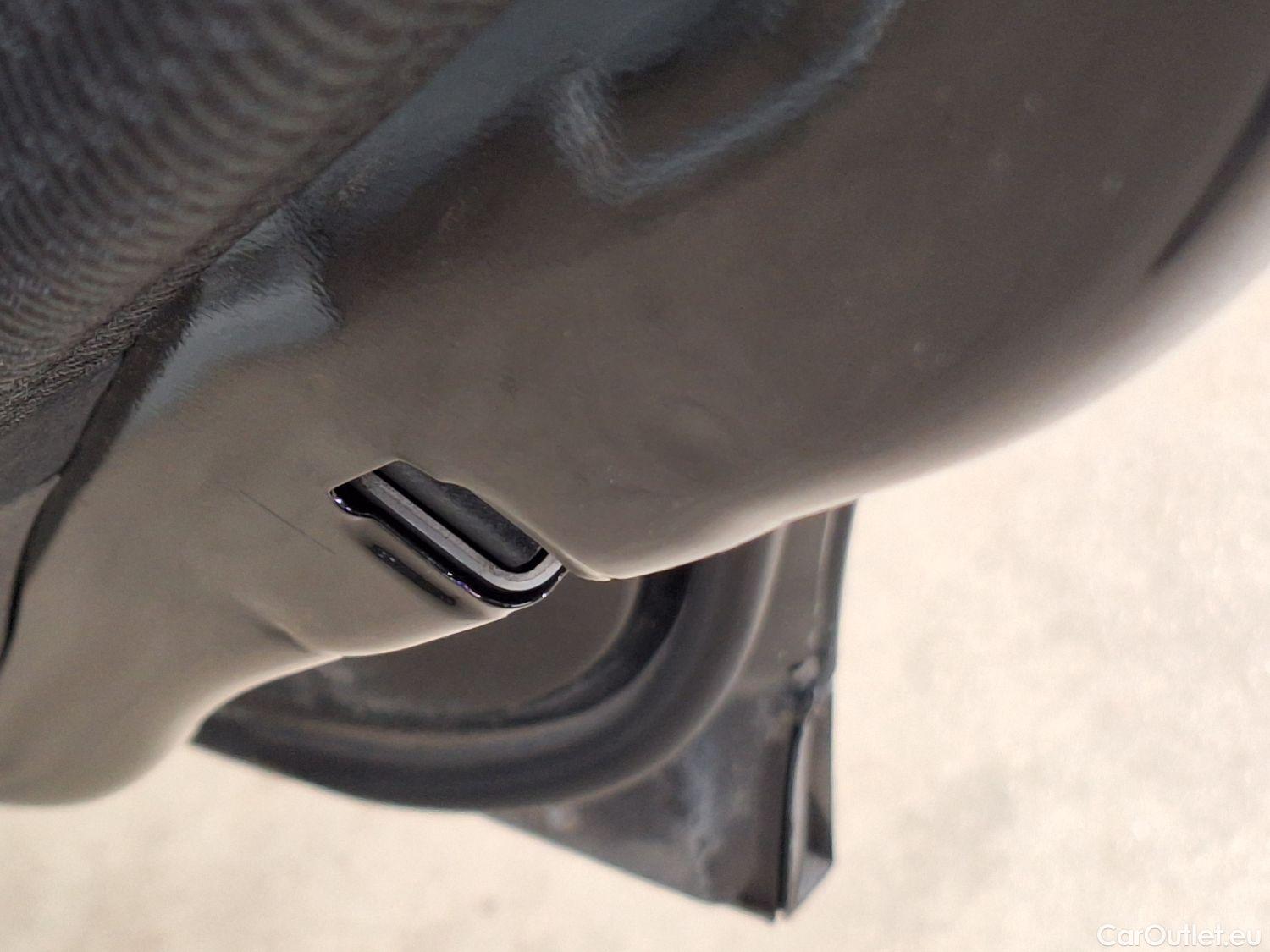  Bmw  X1 BMW,  FL'19, BMW  sDrive16d (85 kW) 5d #22