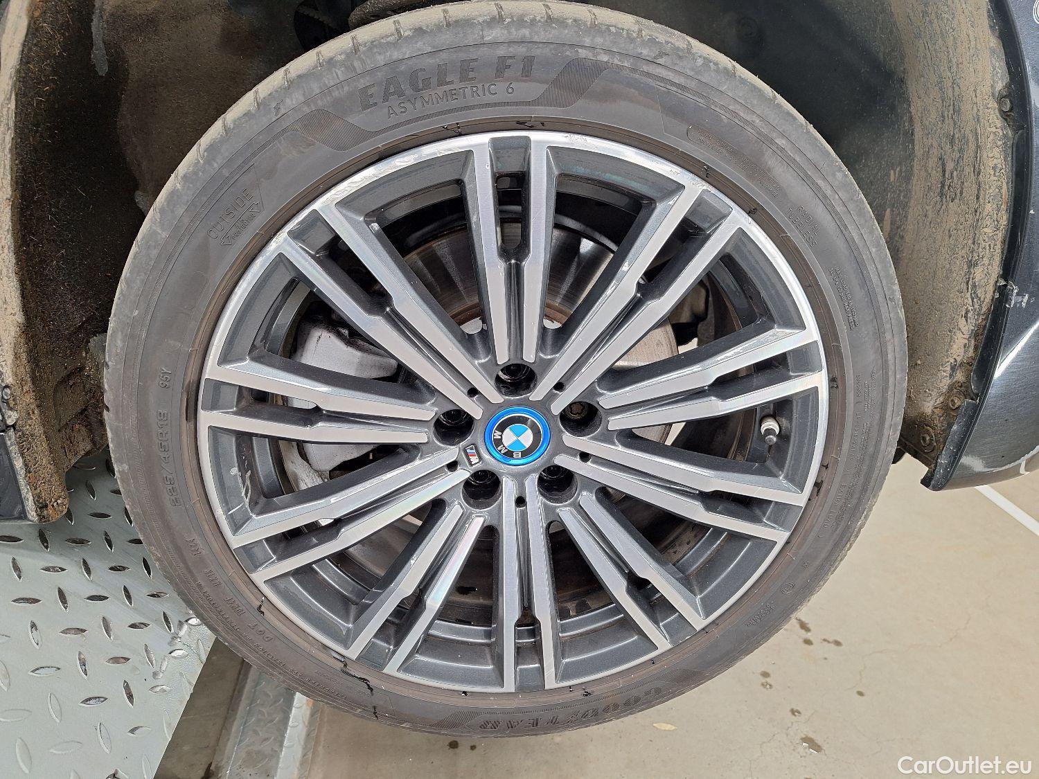  Bmw  Serie 3 BMW, 3-serie '18 PHEV, BMW 3 Reeks Berline 320e (150 kW) 4d #1