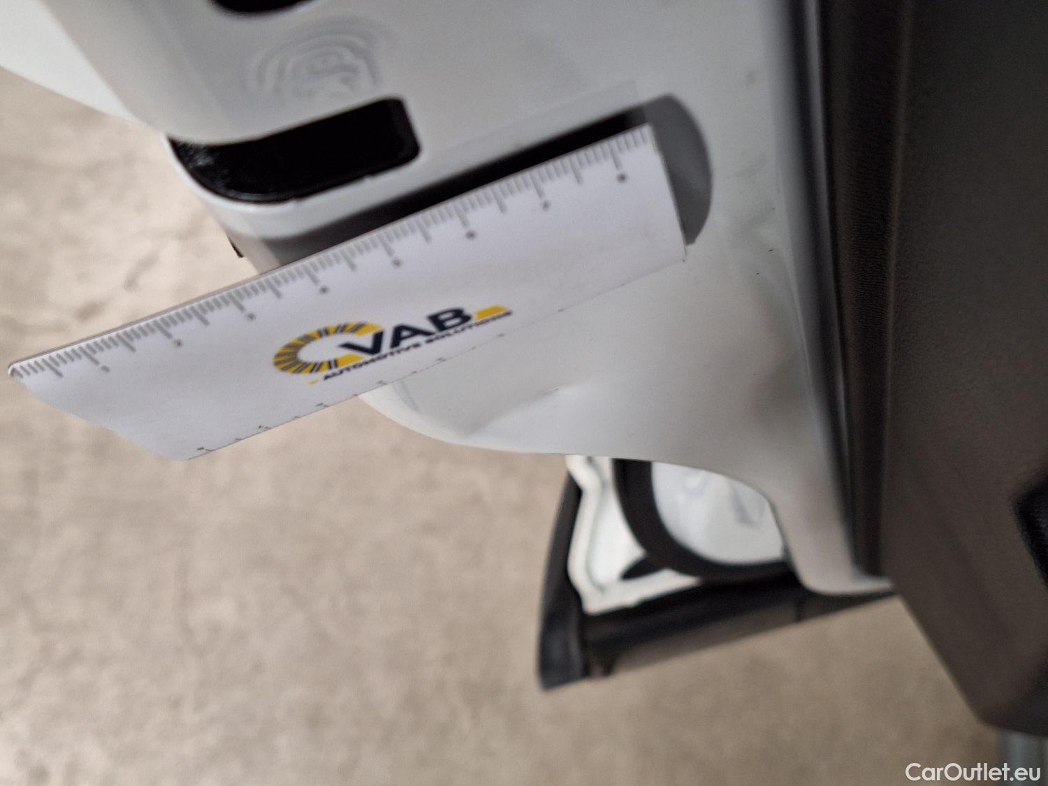  Citroen  C5 Citroën,  Aircross '18, Citroën  Aircross Hybrid 225 e-EAT8 Business GPS #46