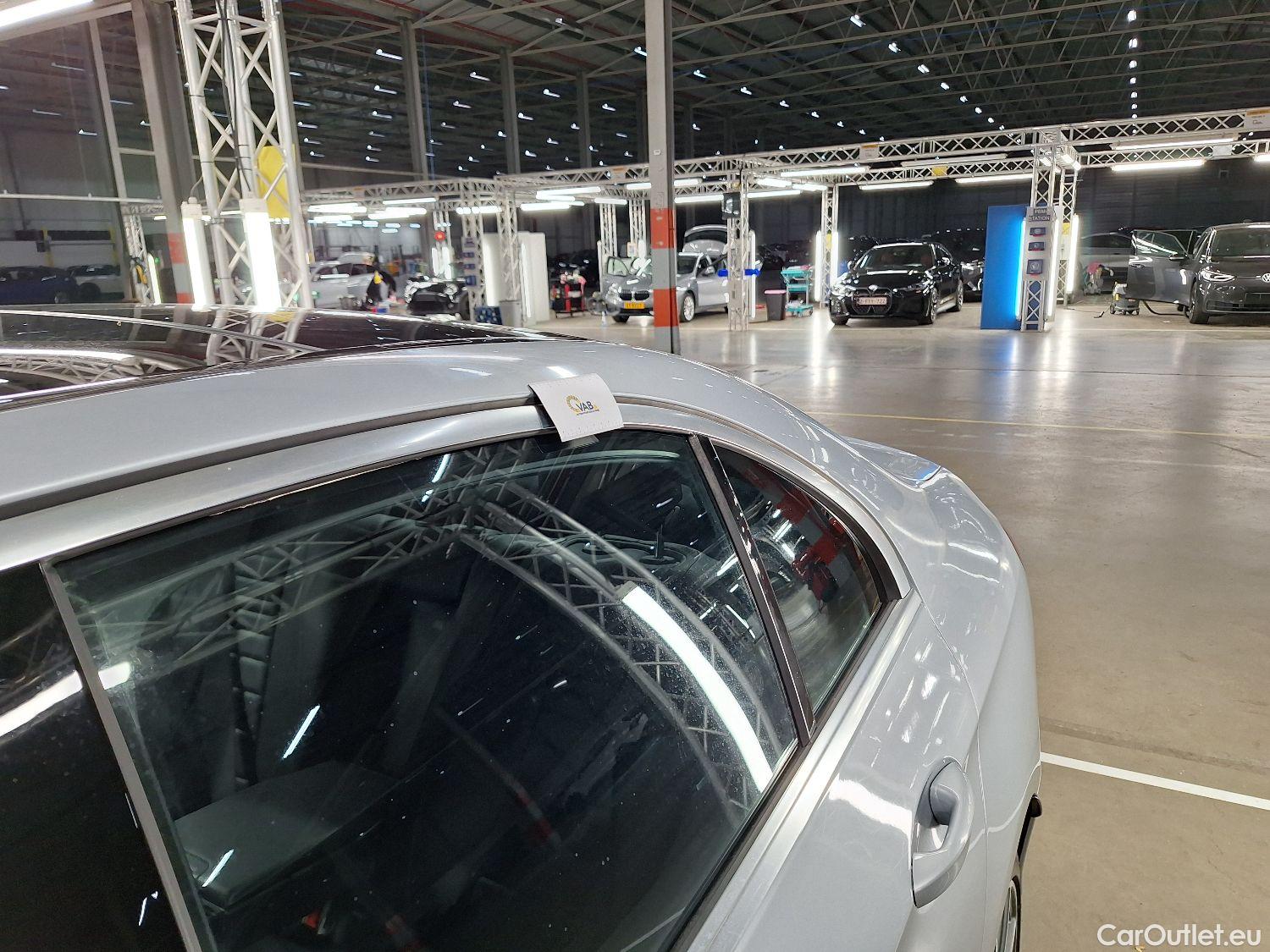  Mercedes  E-Klasse Mercedes, E-Class FL'20 PHEV, Mercedes-Benz  Berline E 300 de 4d #52