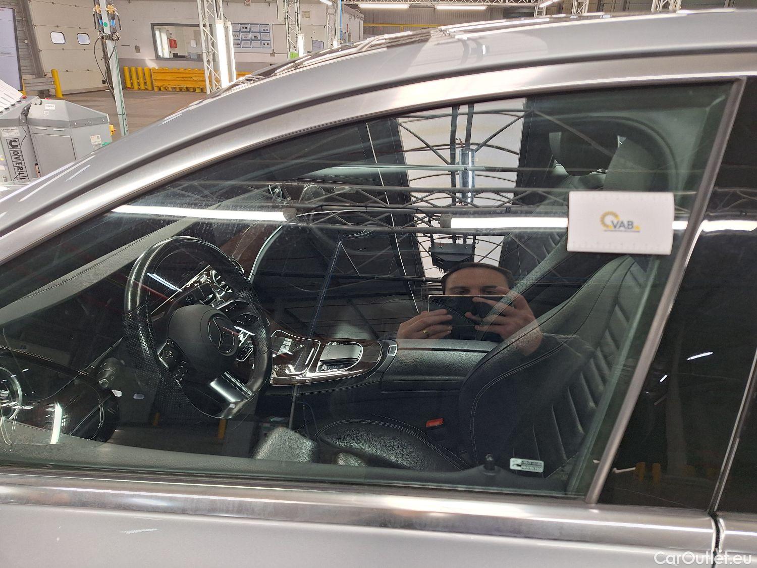  Mercedes  E-Klasse Mercedes, E-Class FL'20 PHEV, Mercedes-Benz  Berline E 300 de 4d #50