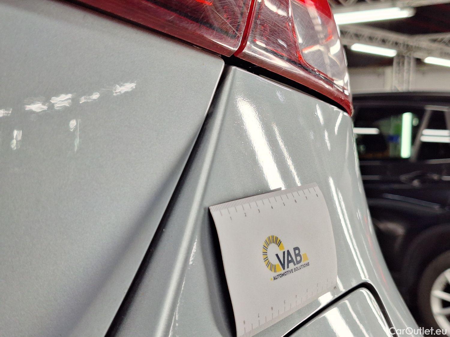  Mercedes  E-Klasse Mercedes, E-Class FL'20 PHEV, Mercedes-Benz  Berline E 300 de 4d #28