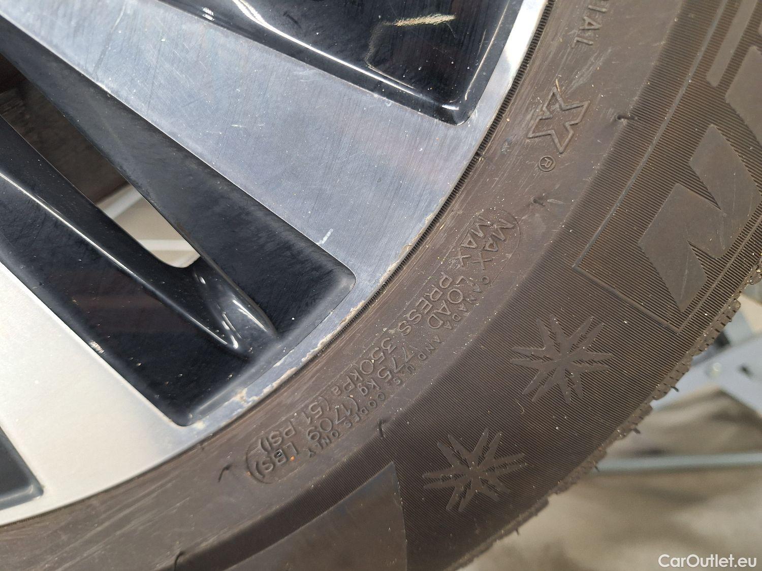  Mercedes  GLA Mercedes,  '20 PHEV, Mercedes-Benz   250e Business Solution 5d #4