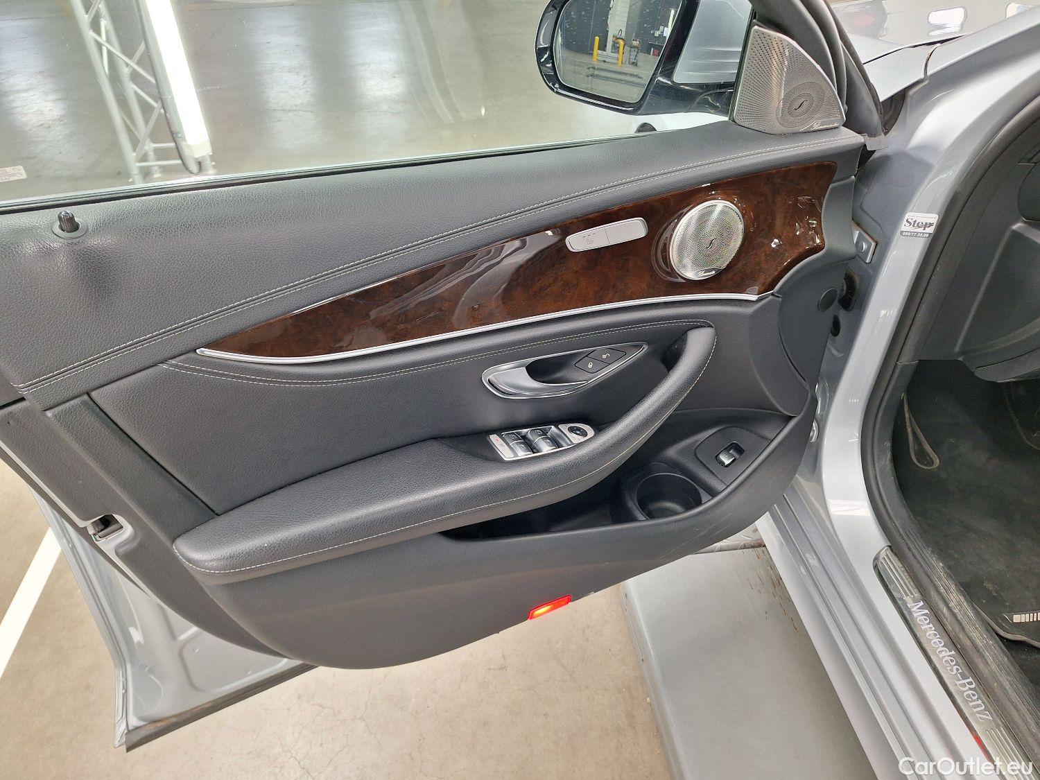  Mercedes  E-Klasse Mercedes, E-Class FL'20 PHEV, Mercedes-Benz  Berline E 300 de 4d #42