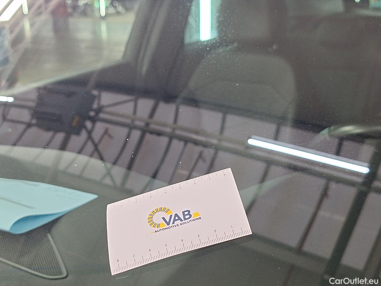  Opel  Crossland Opel,  '20, Opel  1.2 96kW Turbo S/S Auto Elegance 5d #54