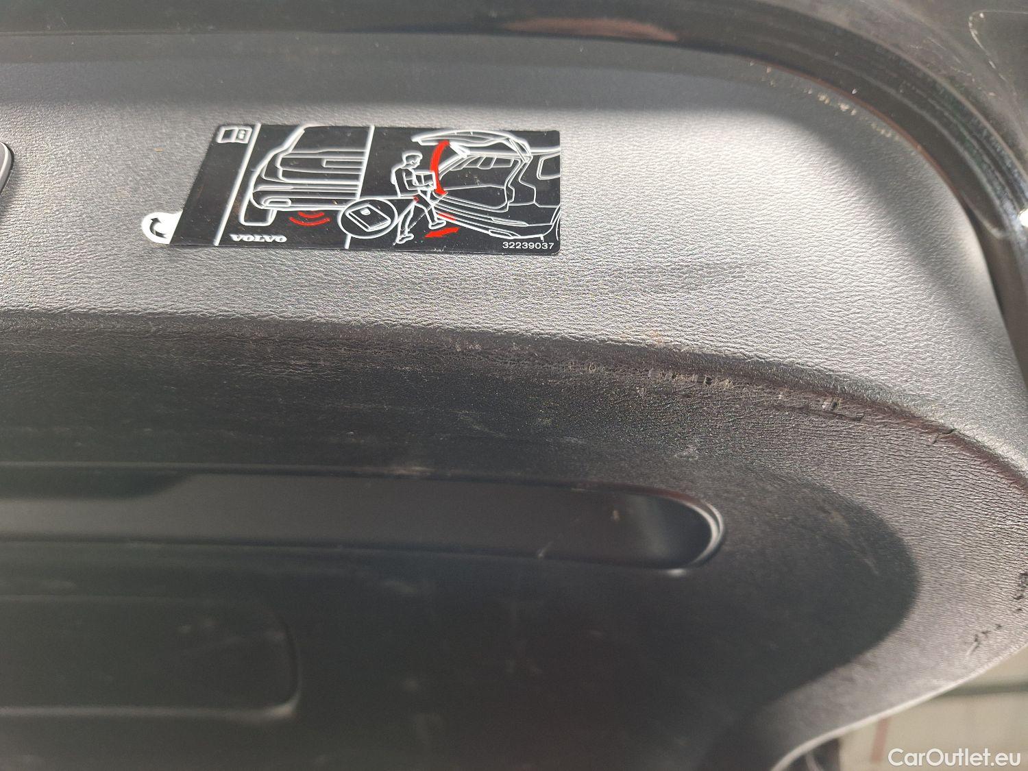  Volvo  XC 40 Volvo, XC40 '17, Volvo XC40 T5 Recharge Geartronic Inscription 5d #8