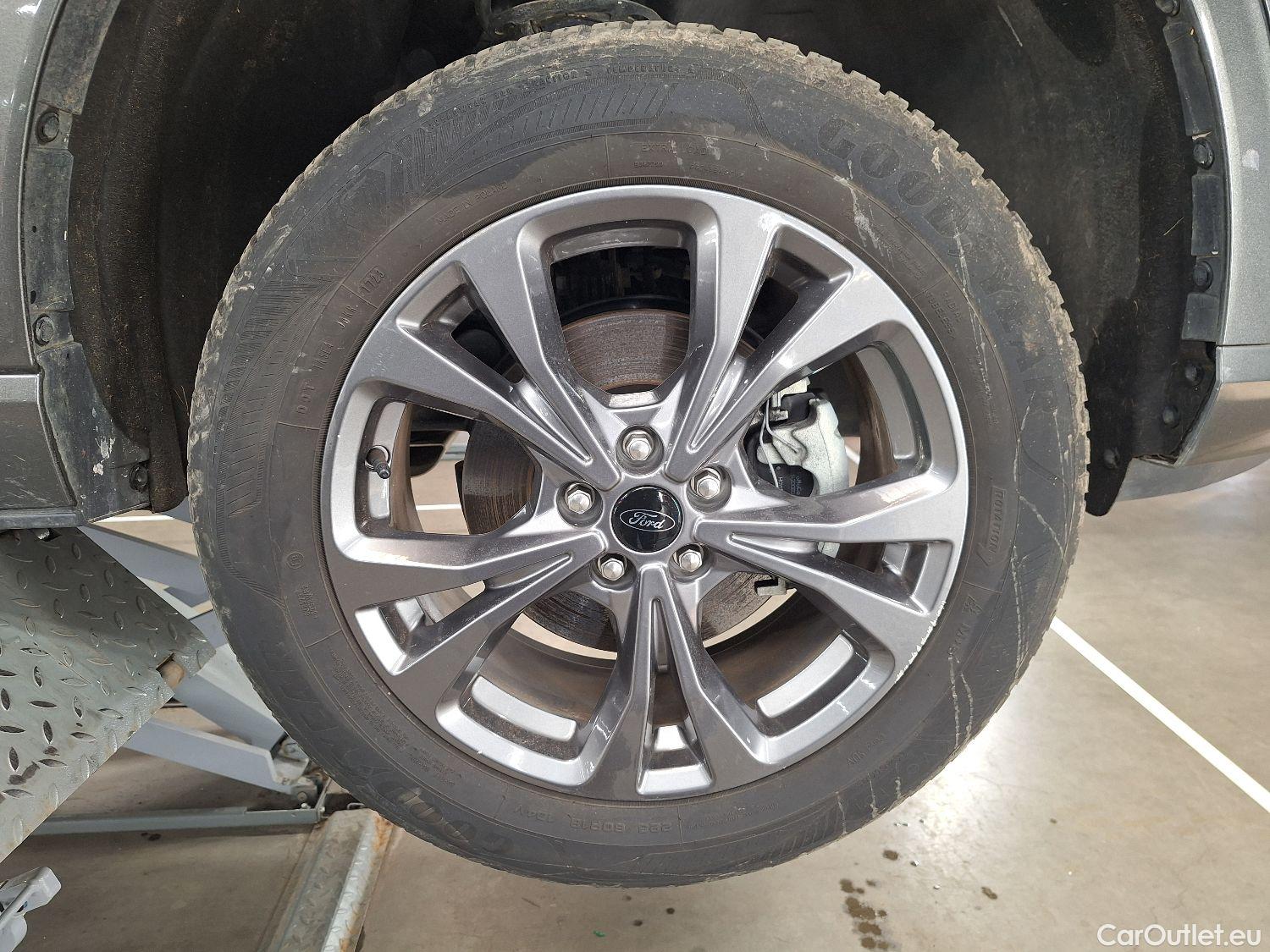  Ford  Kuga Ford,  '19 PHEV, Ford  2.5i PHEV Aut. 165kW ST-Line 5d #1