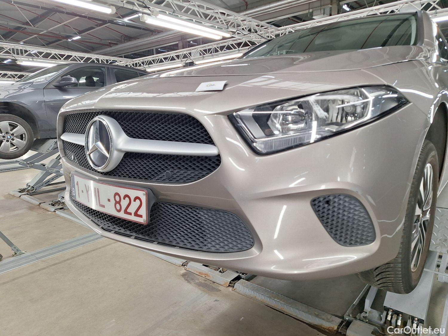  Mercedes  A-Klasse Mercedes, A-Class '18, Mercedes-Benz  A 180 d Aut. 5d #3