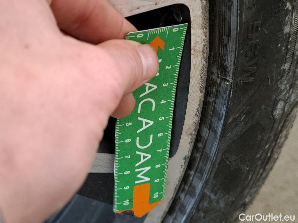  Bmw  X2 BMW  / 2017 / 5P / SUV xDrive25e M Sport BVA6 #28