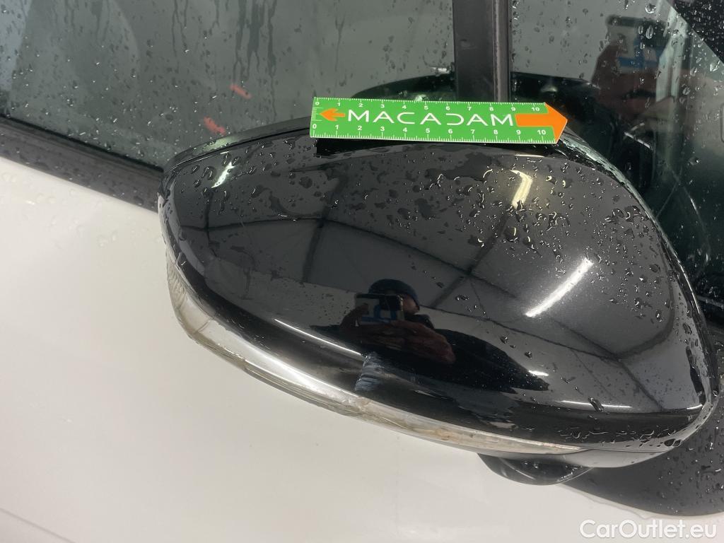  Citroen  C3 CITROEN  / 2020 / 5P / Berline PureTech 83 S&S BVM Feel Pack #13