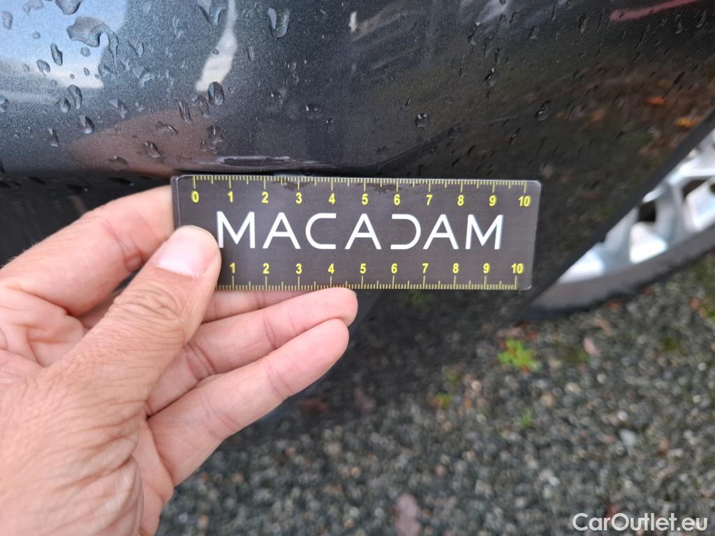  Ford  Kuga FORD  / 2019 / 5P / SUV 2.5 Dur 225 hybrid PHEV Pshift Titanium #9