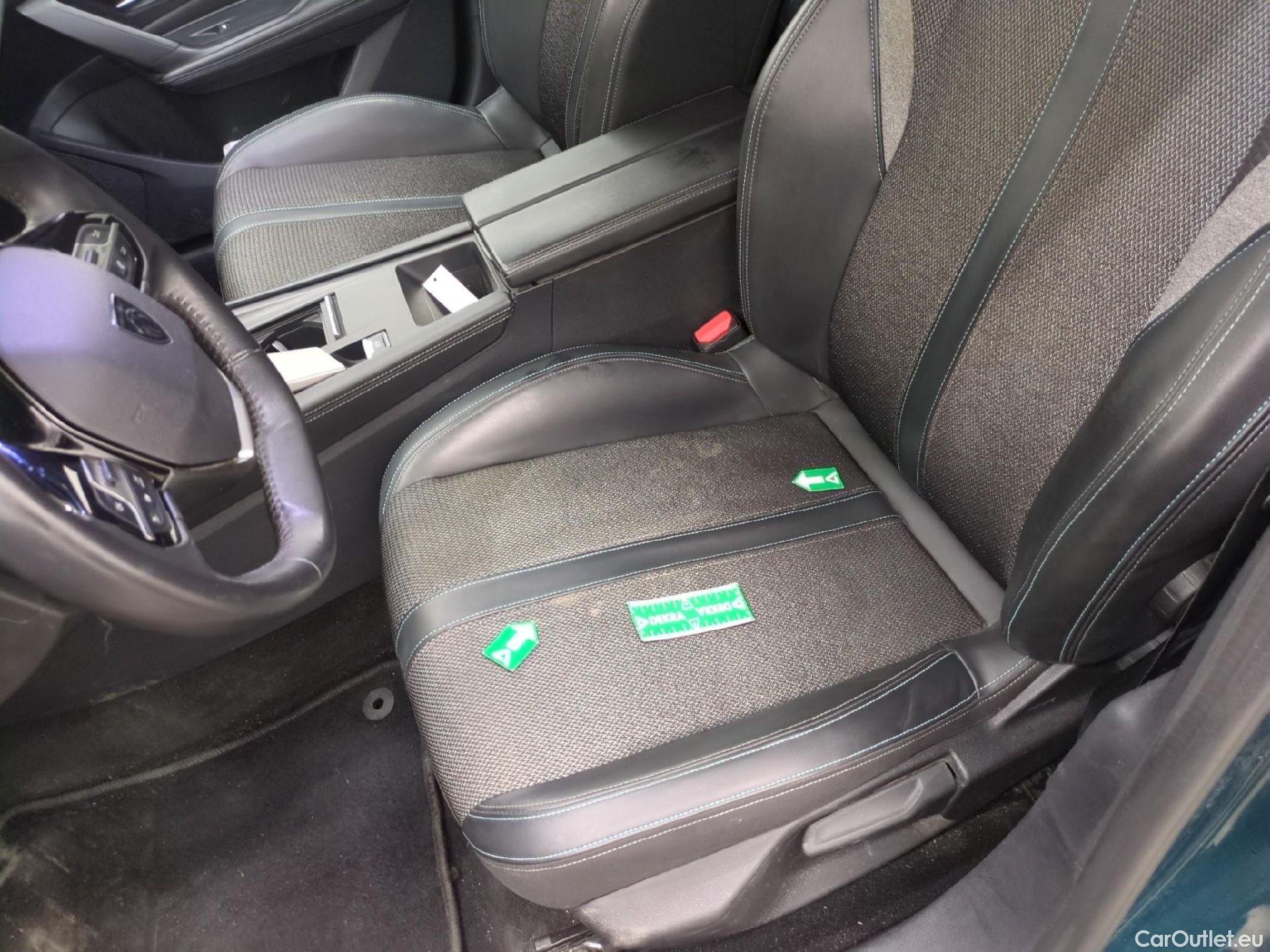  Peugeot  308 PEUGEOT  SW / 2021 / 5P / Break PHEV 180 E-EAT8 ALLURE #13