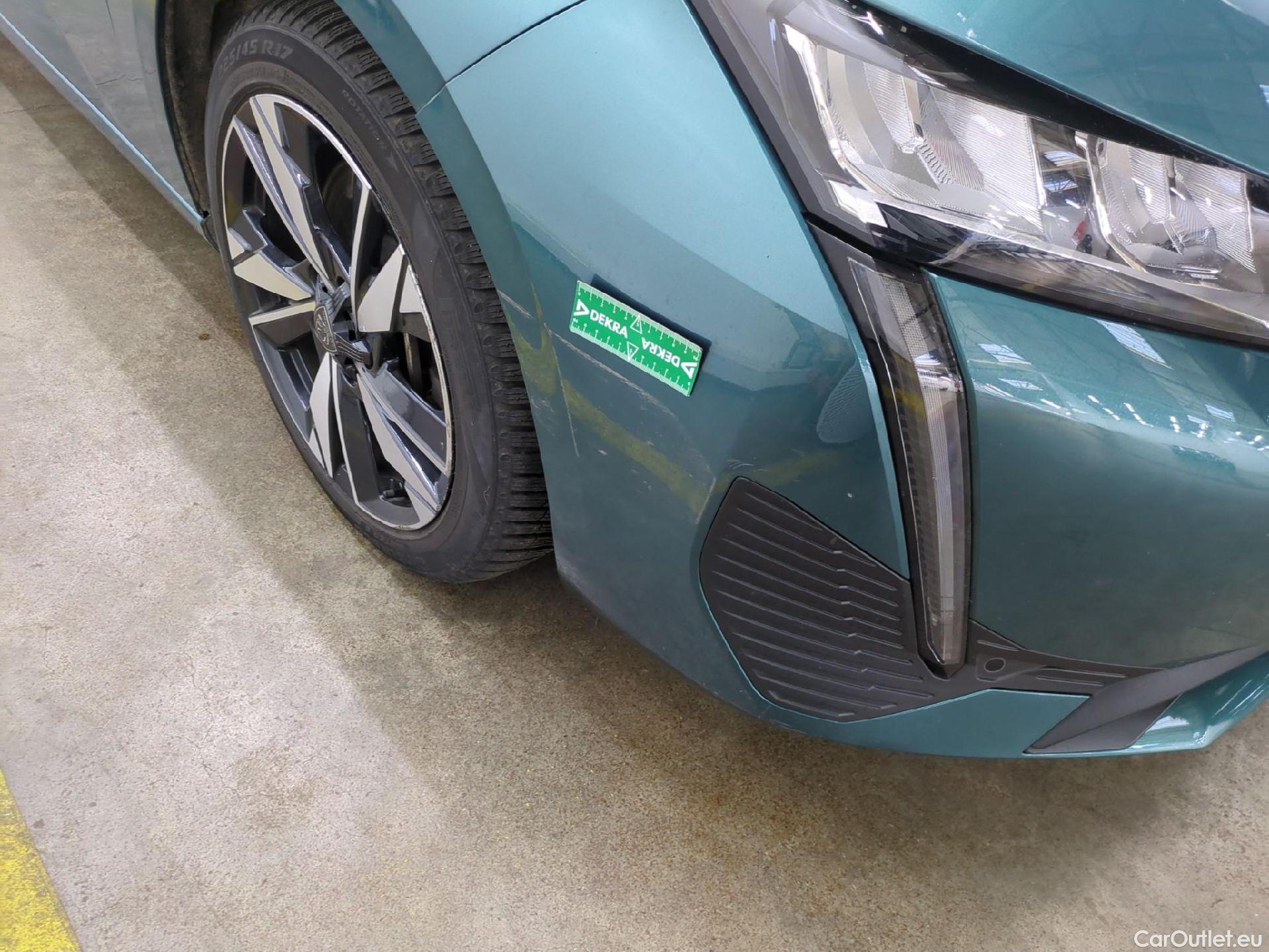  Peugeot  308 PEUGEOT  SW / 2021 / 5P / Break PHEV 180 E-EAT8 ALLURE #43