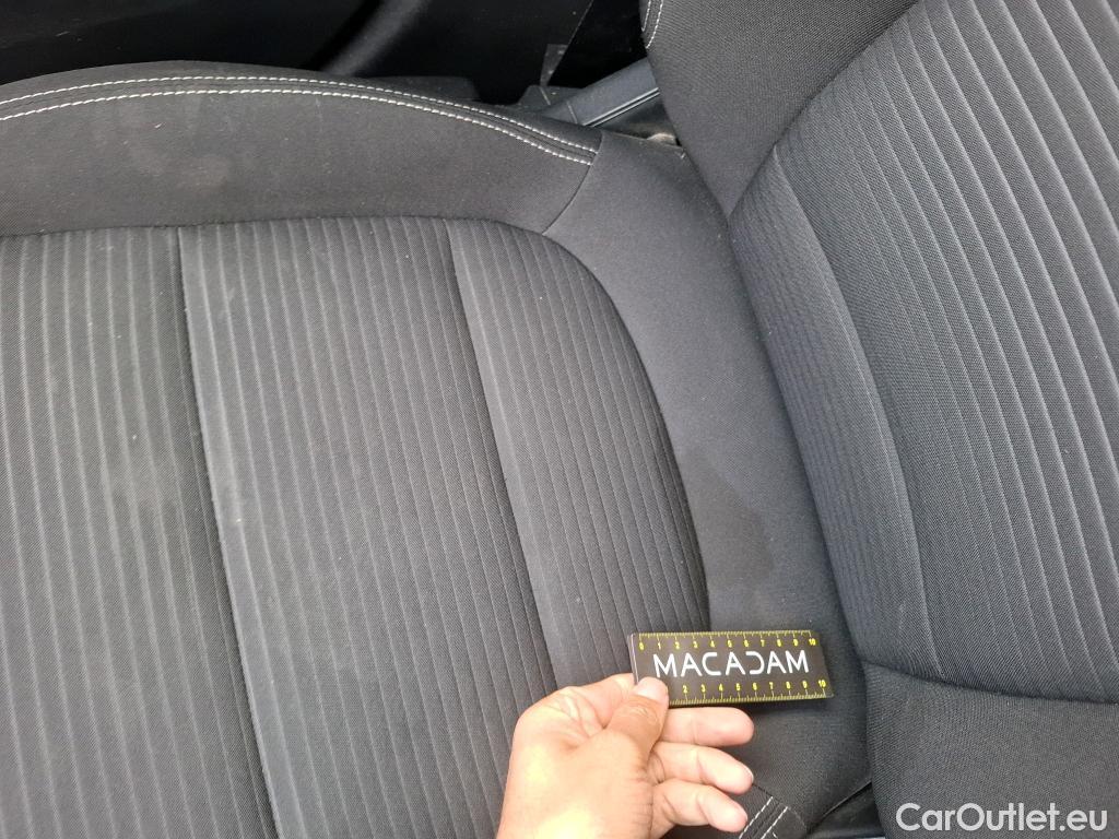  Ford  Kuga FORD  / 2019 / 5P / SUV 2.5 Dur 225 hybrid PHEV Pshift Titanium #16