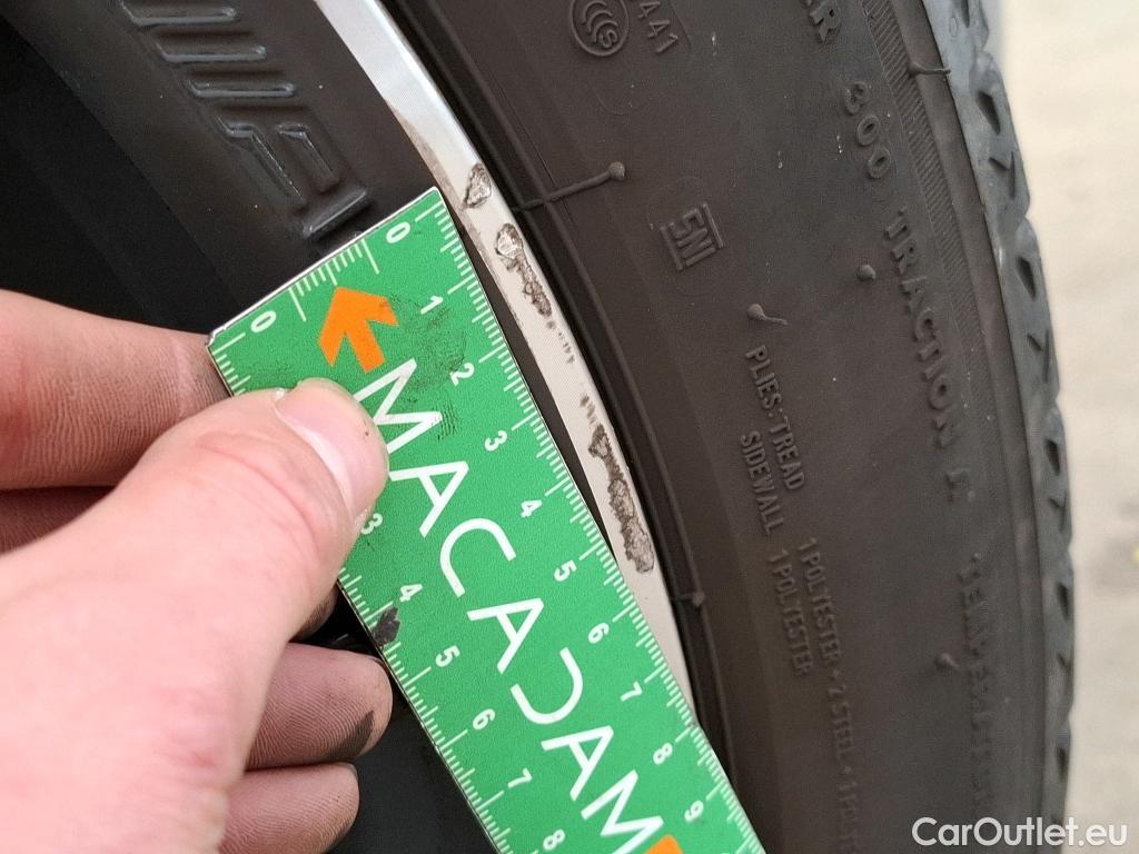  Mercedes  GLA MERCEDES-BENZ  / 2020 / 5P / SUV 1.3  200 AMG LINE DCT #3