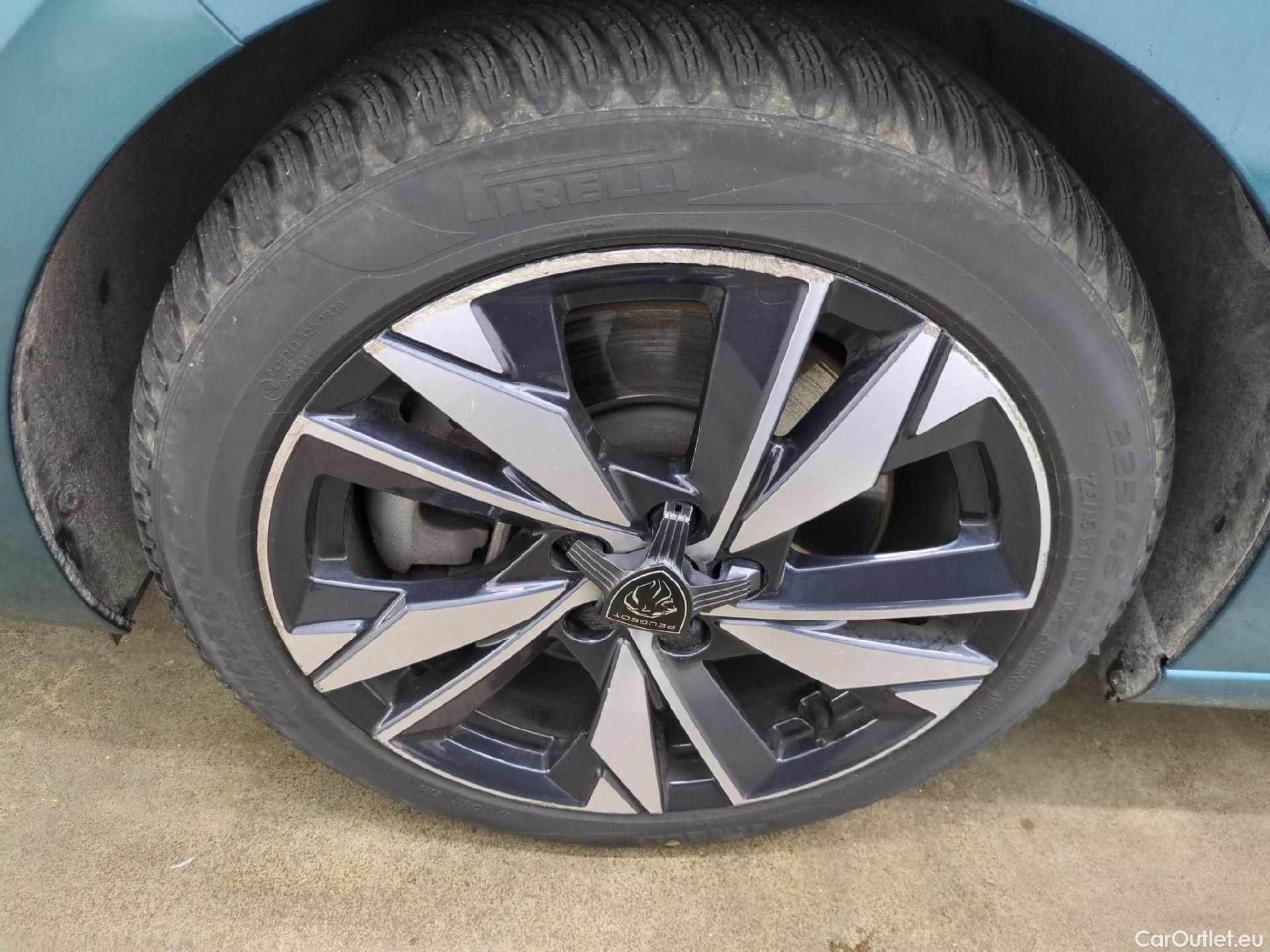  Peugeot  308 PEUGEOT  SW / 2021 / 5P / Break PHEV 180 E-EAT8 ALLURE #23