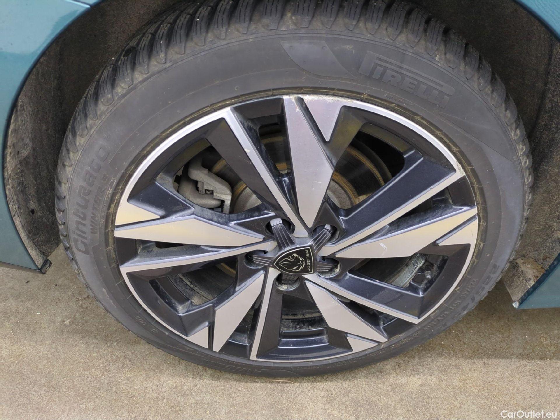  Peugeot  308 PEUGEOT  SW / 2021 / 5P / Break PHEV 180 E-EAT8 ALLURE #35