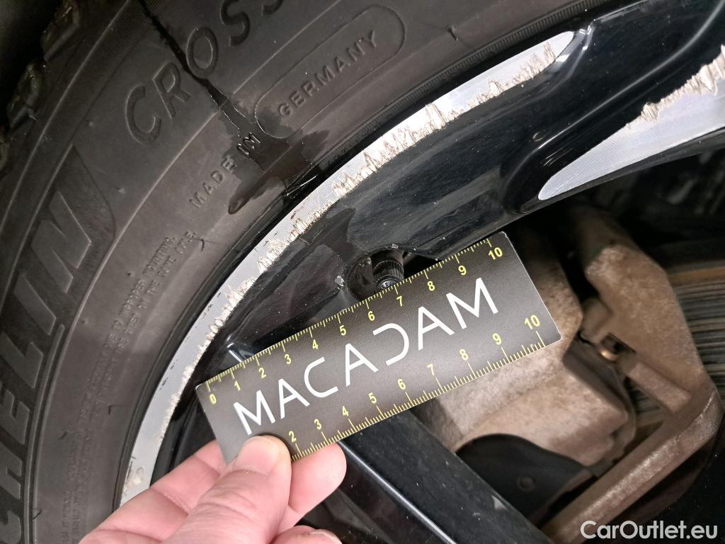  DS  DS7 DS DS 7 Crossback / 2017 / 5P / SUV E-TENSE 4x4 300 PERFORMANCE Line + #4