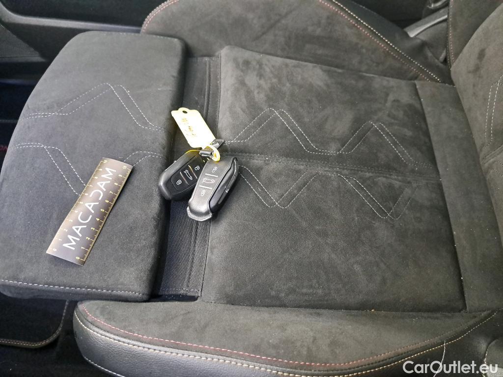  DS  DS7 DS DS 7 Crossback / 2017 / 5P / SUV E-TENSE 4x4 300 PERFORMANCE Line + #9