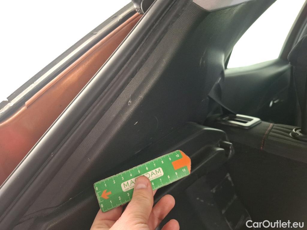  Peugeot  2008 PEUGEOT  / 2019 / 5P / Crossover 1.2 PT 130 S&S EAT8 ACTIVE BUSINESS #27