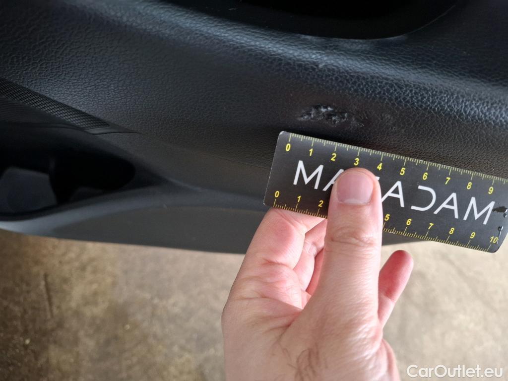  Hyundai  i30  cw Business 1.6 CRDi 115CV BVM6 E6dT #2