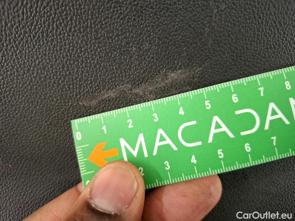  Opel   Grandland X Grandland X Elegance Business 1.5 130CV BVA8 E6d #31