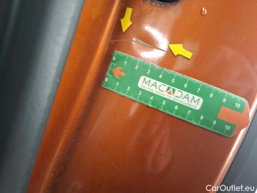  Peugeot  2008 PEUGEOT  / 2019 / 5P / Crossover 1.2 PT 130 S&S EAT8 ACTIVE BUSINESS #9