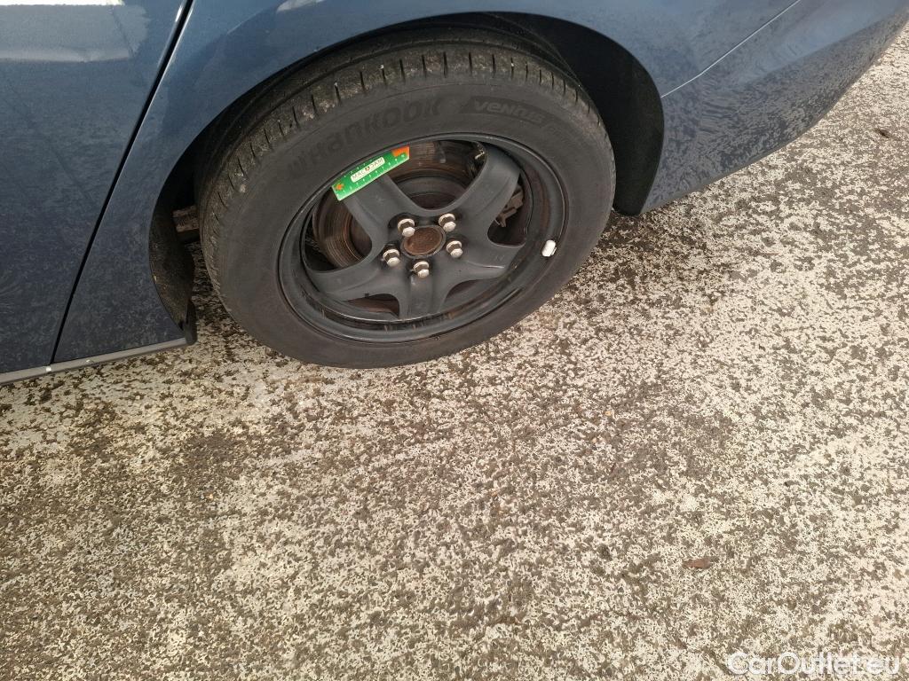  Ford  Focus FORD  SW / 2021 / 5P / Break 1.0 Flexi mHEV 125 Titani X Busin Pshift #13