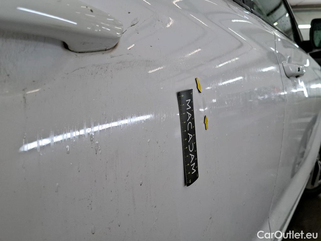  Hyundai  i30  cw Business 1.6 CRDi 115CV BVM6 E6dT #48