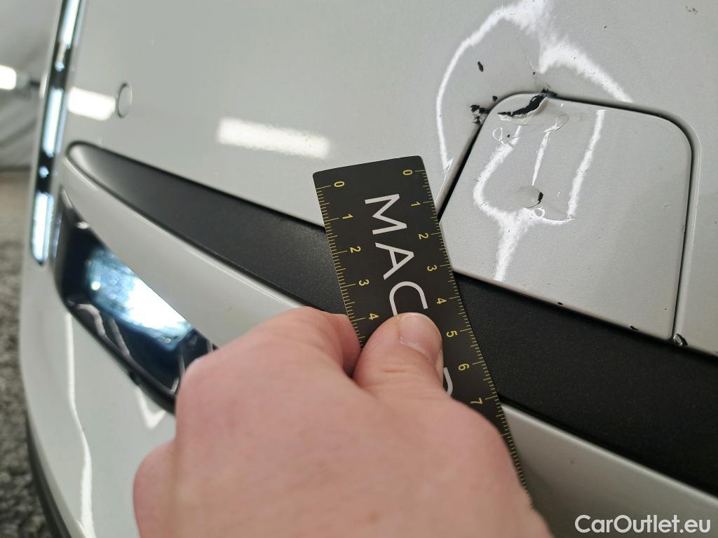  DS  DS7 DS DS 7 Crossback / 2017 / 5P / SUV E-TENSE 4x4 300 PERFORMANCE Line + #8