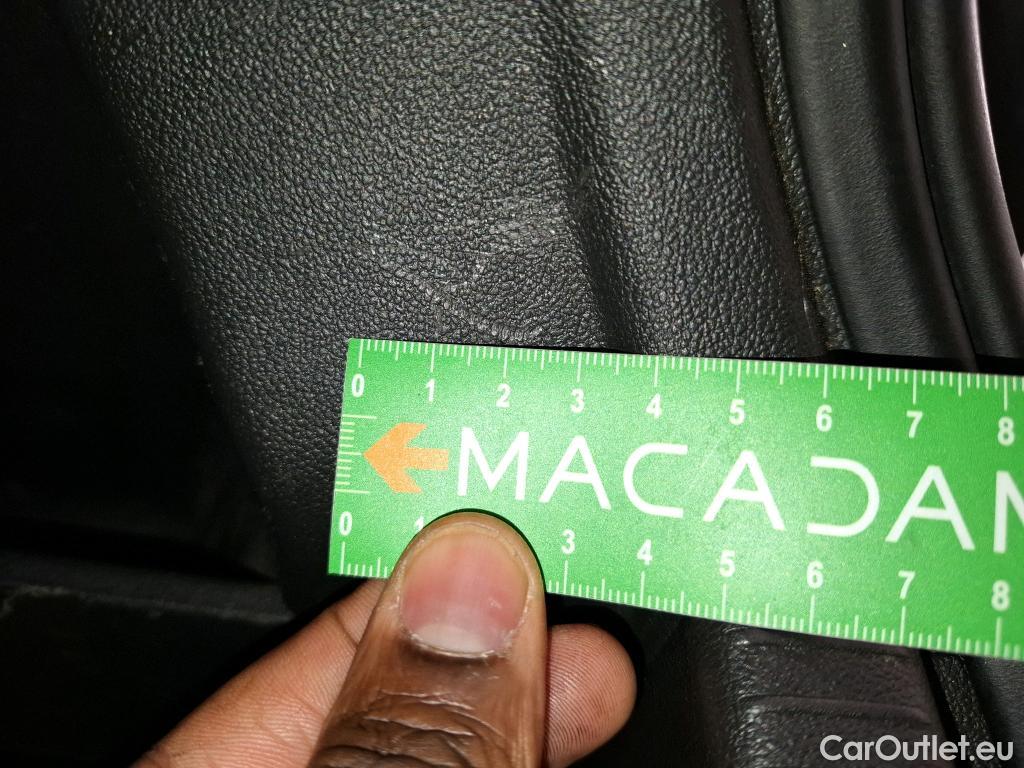  Opel   Grandland X Grandland X Elegance Business 1.5 130CV BVA8 E6d #28