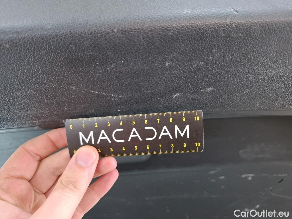  Hyundai  i30  cw Business 1.6 CRDi 115CV BVM6 E6dT #40