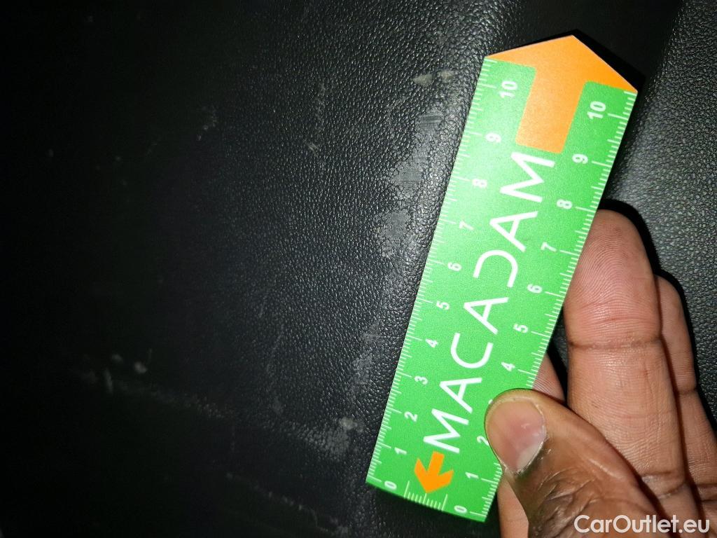  Opel   Grandland X Grandland X Elegance Business 1.5 130CV BVA8 E6d #24