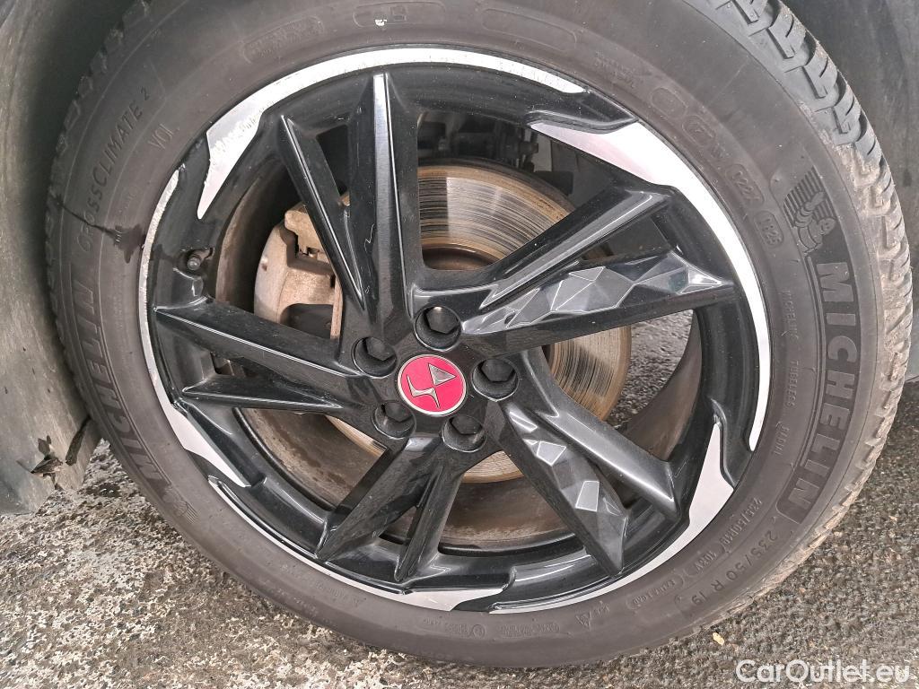  DS  DS7 DS DS 7 Crossback / 2017 / 5P / SUV E-TENSE 4x4 300 PERFORMANCE Line + #5