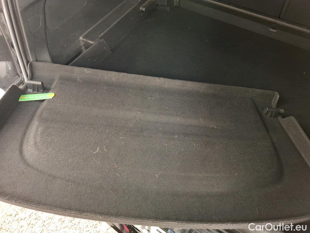  Opel   Grandland X Grandland X Elegance Business 1.5 130CV BVA8 E6d #45