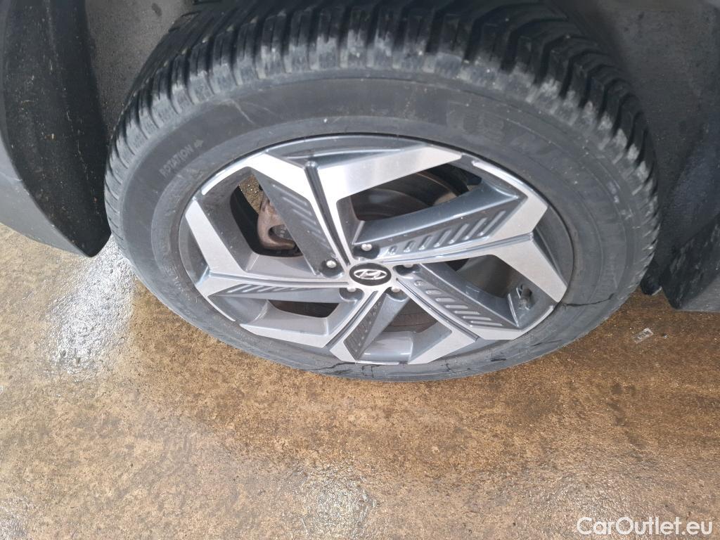  Hyundai  Tucson HYUNDAI  / 2020 / 5P / SUV 1.6 HYBRID 230 EXECUTIVE #11