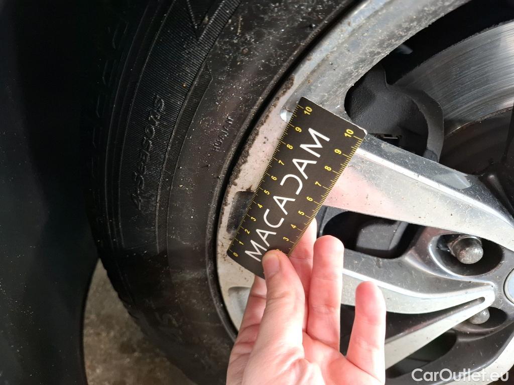  Hyundai  i30  cw Business 1.6 CRDi 115CV BVM6 E6dT #30