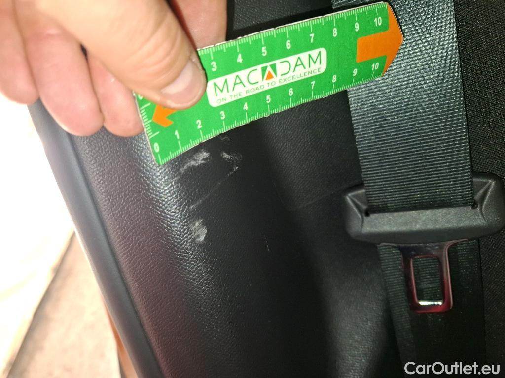  Peugeot  2008 PEUGEOT  / 2019 / 5P / Crossover 1.2 PT 130 S&S EAT8 ACTIVE BUSINESS #19