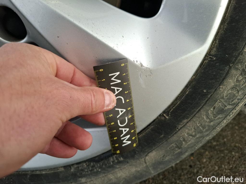  Nissan  Qashqai NISSAN  / 2017 / 5P / Crossover &1.5 DCI 110 BUSINESS EDITION #23