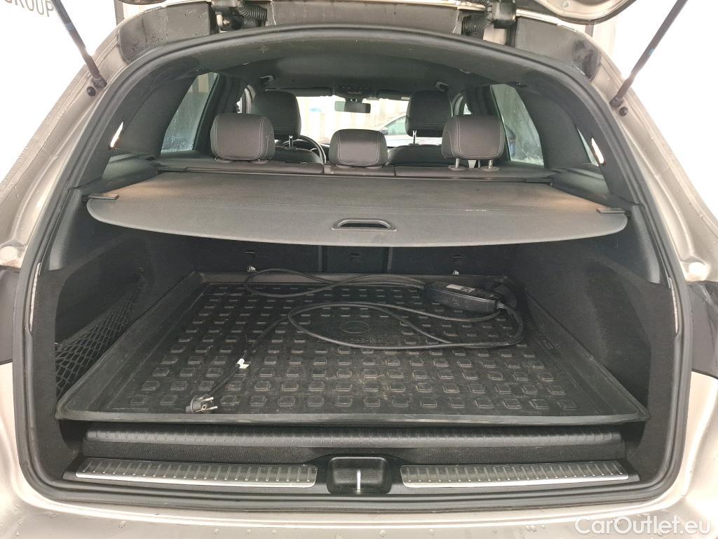  Mercedes  G-Klasee MERCEDES-BENZ GLC / 2019 / 5P / SUV 2.0 GLC 300 E BUSINESS LINE 4MATIC #13