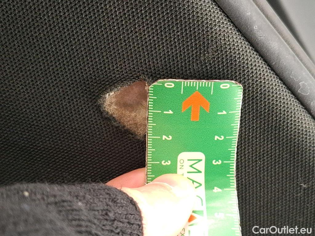  Mercedes  G-Klasee MERCEDES-BENZ GLC / 2019 / 5P / SUV 2.0 GLC 300 E BUSINESS LINE 4MATIC #2