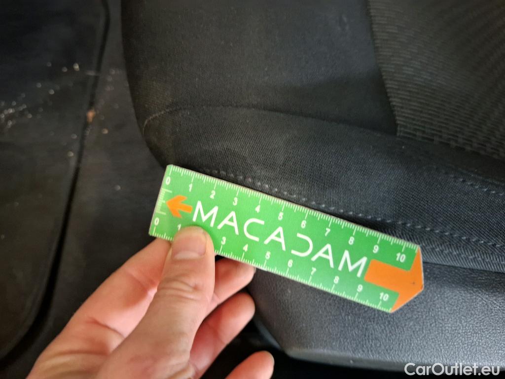  Bmw  Serie 1 Série 1 Berline 118 i Lounge 1.5 135CV BVA7 E6d #10