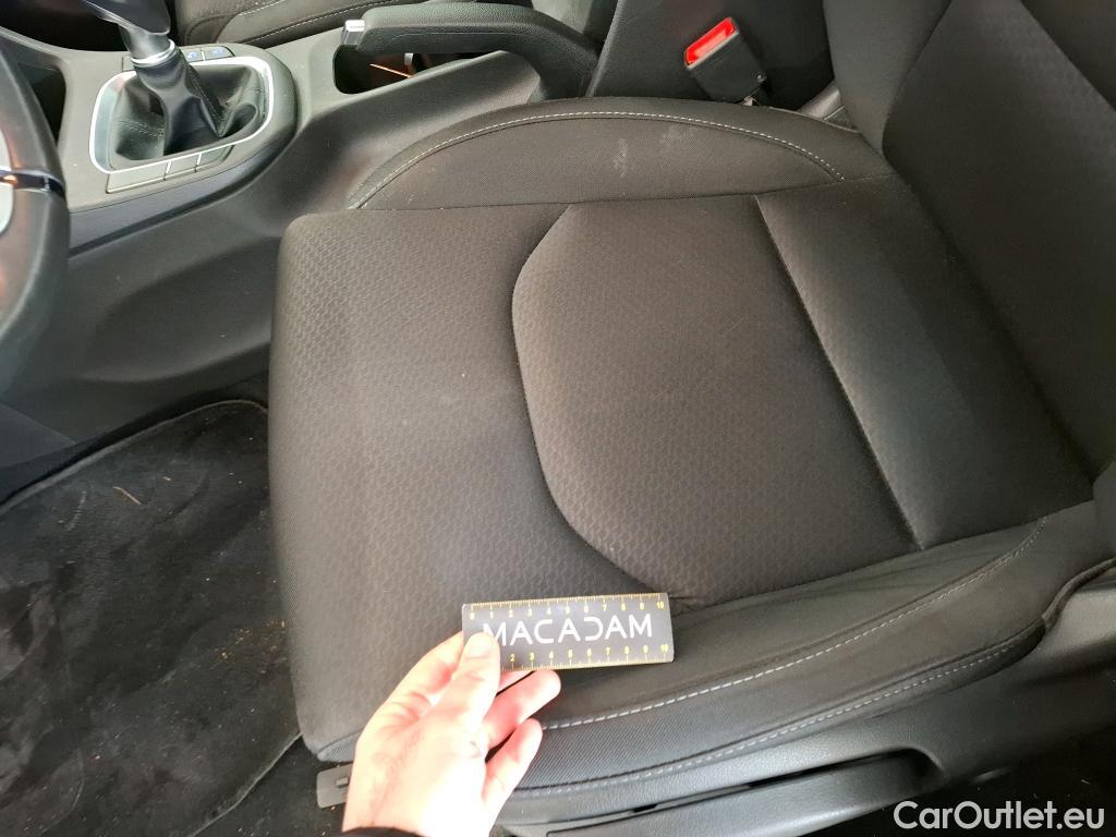  Hyundai  i30  cw Business 1.6 CRDi 115CV BVM6 E6dT #50