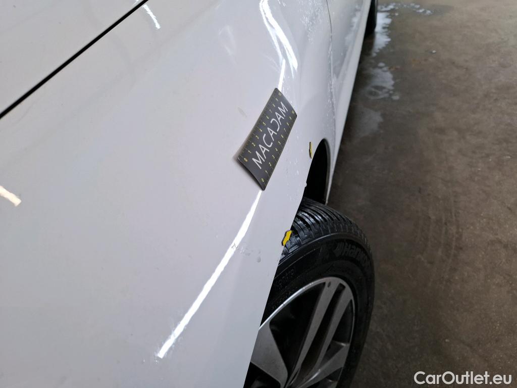  Hyundai  i30  cw Business 1.6 CRDi 115CV BVM6 E6dT #16