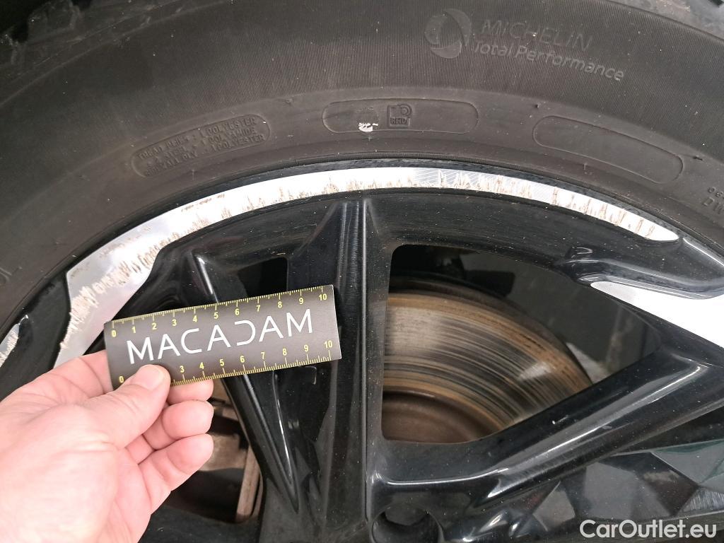  DS  DS7 DS DS 7 Crossback / 2017 / 5P / SUV E-TENSE 4x4 300 PERFORMANCE Line + #3