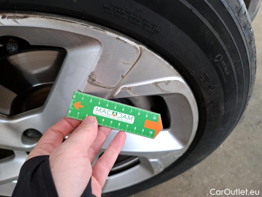  Citroen  C5 CITROEN  Aircross / 2018 / 5P / SUV Hybrid 225 ë-EAT8 Business #30