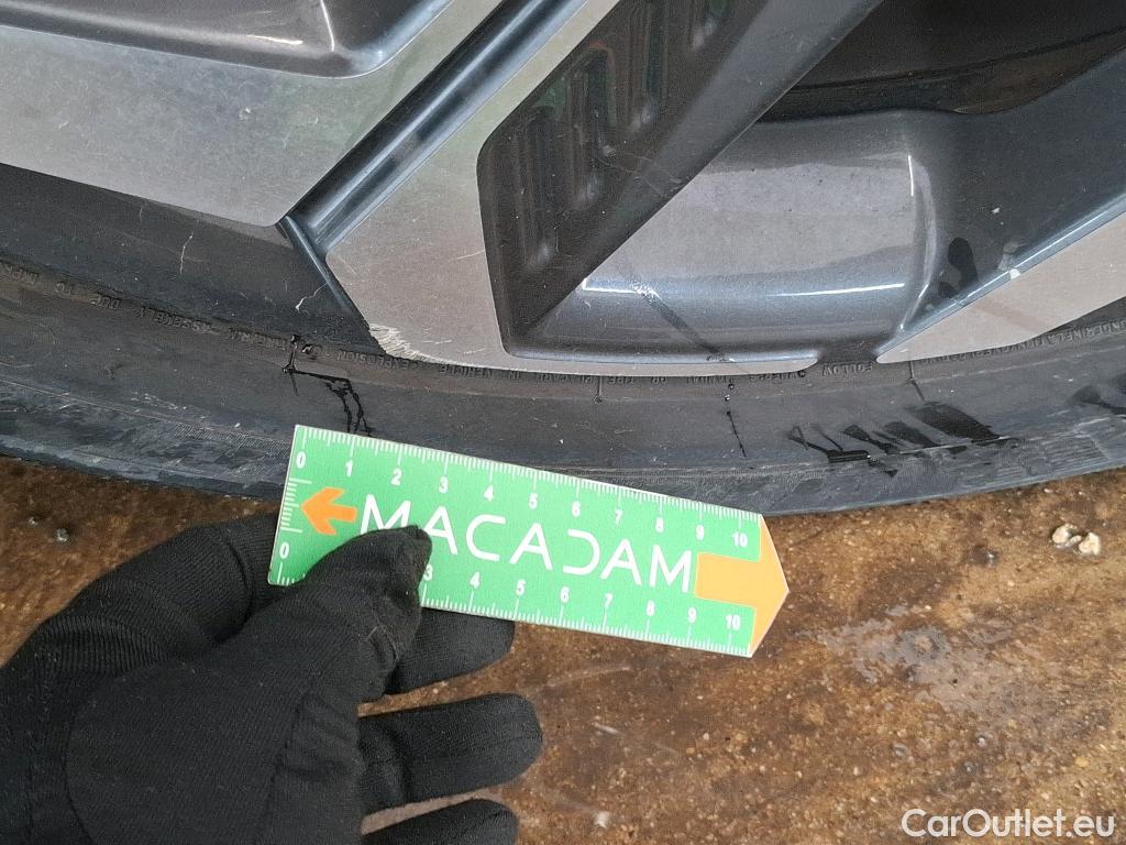  Hyundai  Tucson HYUNDAI  / 2020 / 5P / SUV 1.6 HYBRID 230 EXECUTIVE #7