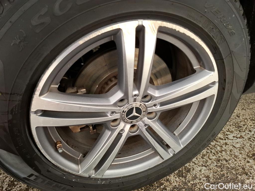  Mercedes  G-Klasee MERCEDES-BENZ GLC / 2019 / 5P / SUV 2.0 GLC 300 E BUSINESS LINE 4MATIC #4