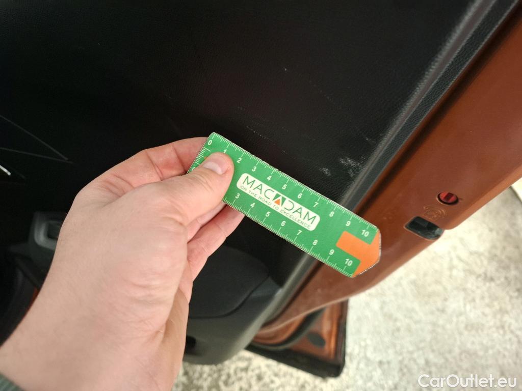  Peugeot  2008 PEUGEOT  / 2019 / 5P / Crossover 1.2 PT 130 S&S EAT8 ACTIVE BUSINESS #16