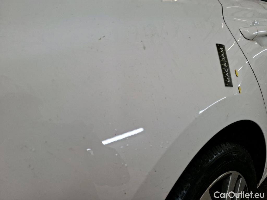  Hyundai  i30  cw Business 1.6 CRDi 115CV BVM6 E6dT #45